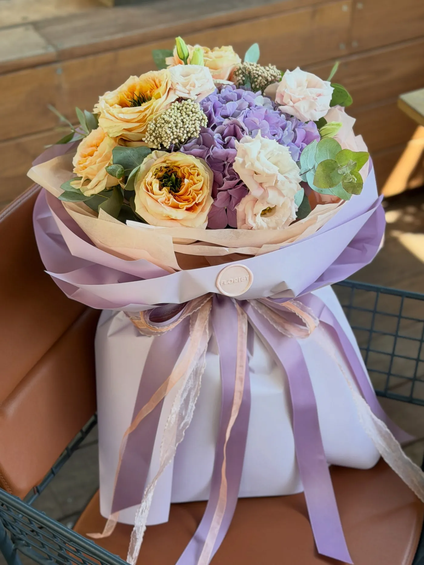 Ніжний букет Florist House у романтичних відтінках